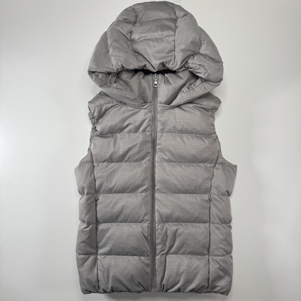 UNIQLO Ultra Light Duck Down Hooded Puffer Vest Womens Medium Gray Quilted‎ Zip